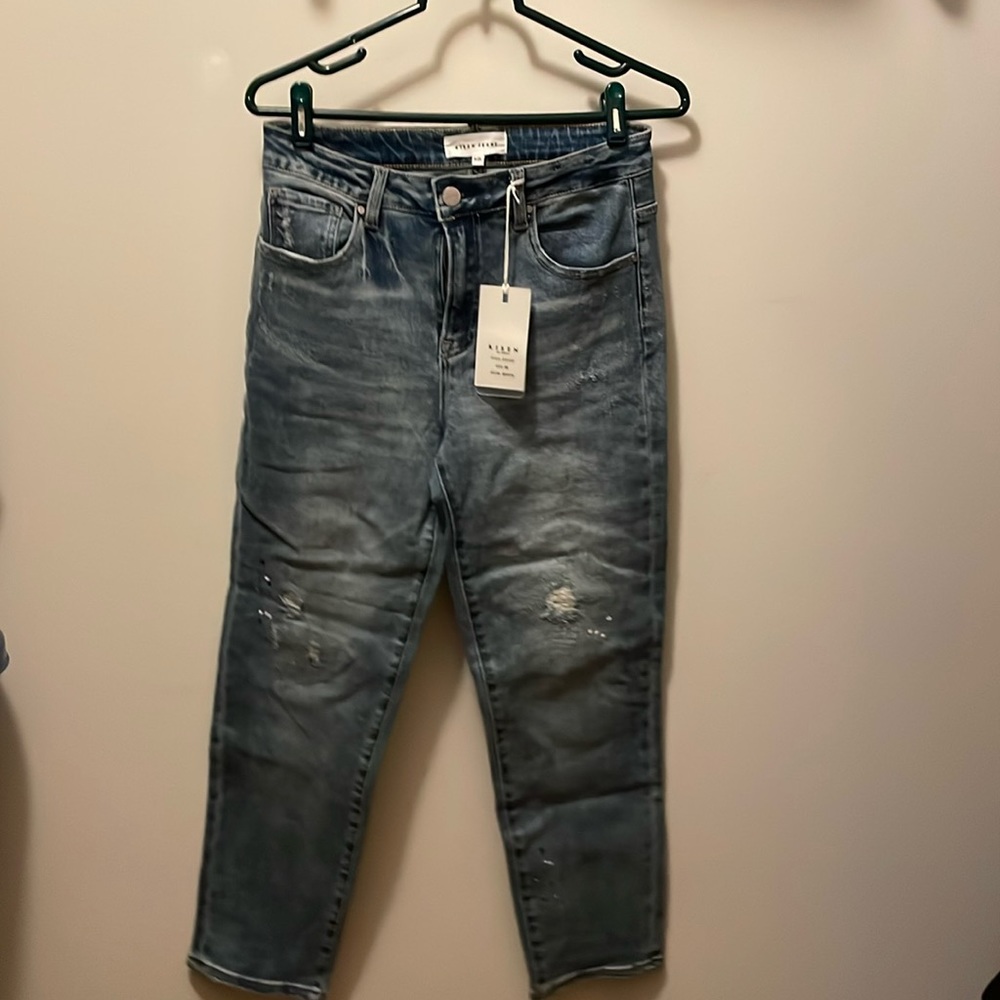 Risen mid rise tapered jeans new paint splatter and distressing